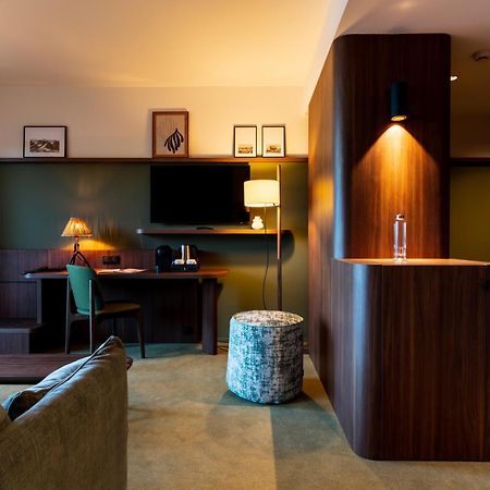 Hotel Roz Marine Thalasso Resort Perros-Guirec Exterior photo